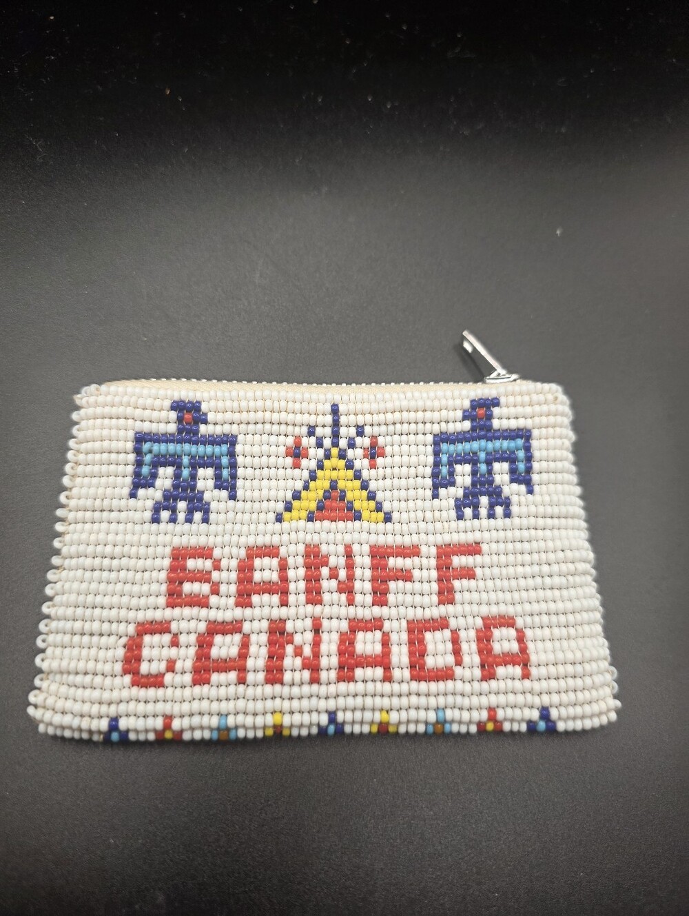 Vintage Beaded Banff Canada Coin Purse Zipper Pouch Souvenir Thunderbird Tepee